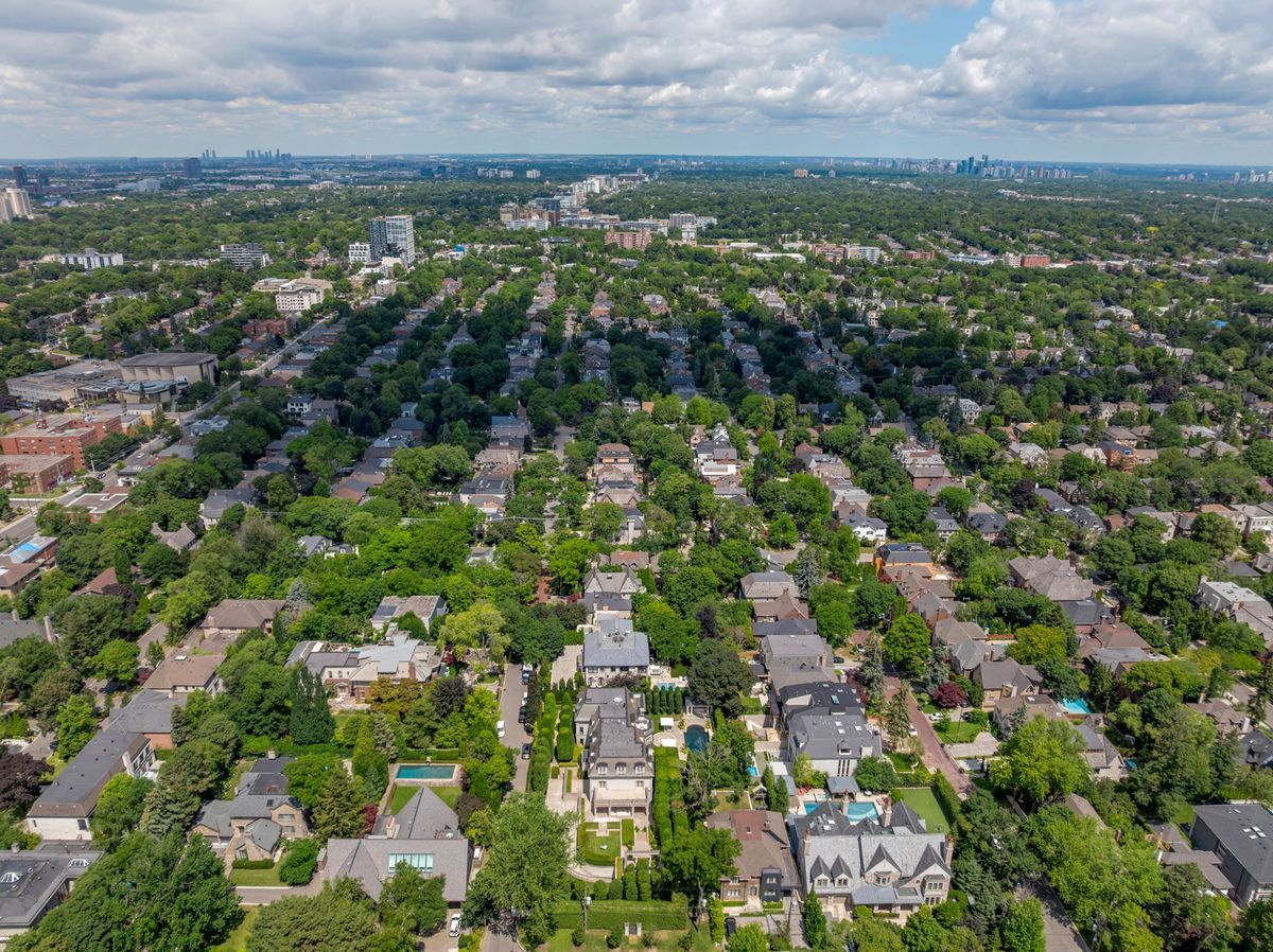 42 Burton - Interior