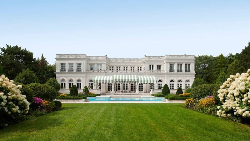 15 High Point Road - $49.95M Bridle Path