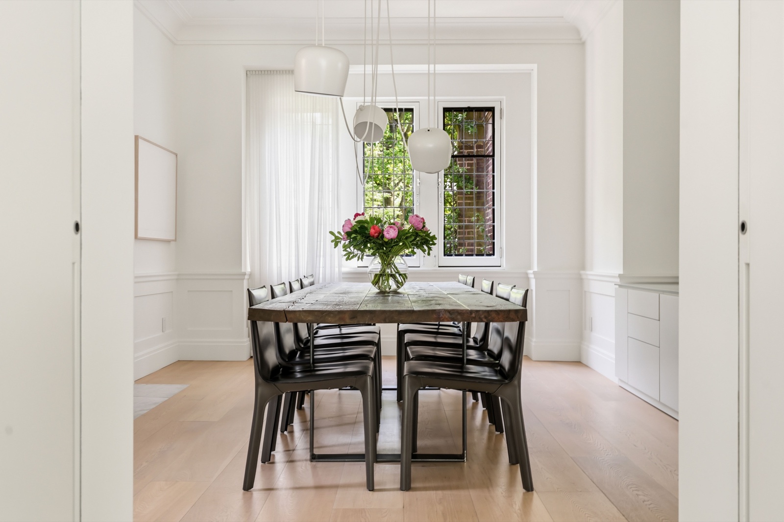 10 McKenzie - Dining room